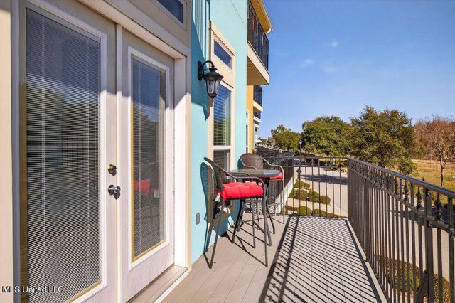 7 Oak Alley Lane, Long Beach, MS 39560