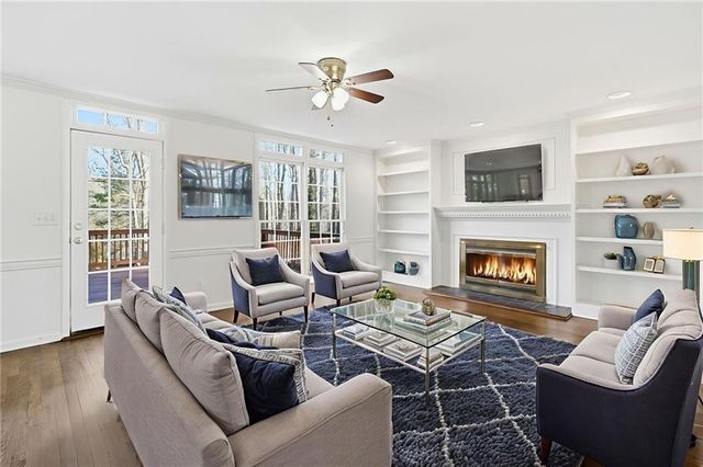 100 Stone Gate SE Way, Mableton, GA 30126