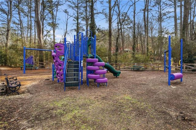 100 Stone Gate SE Way, Mableton, GA 30126