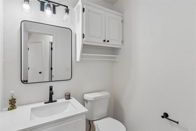 17116 Sunny Hollow Road, Edmond, OK 73012