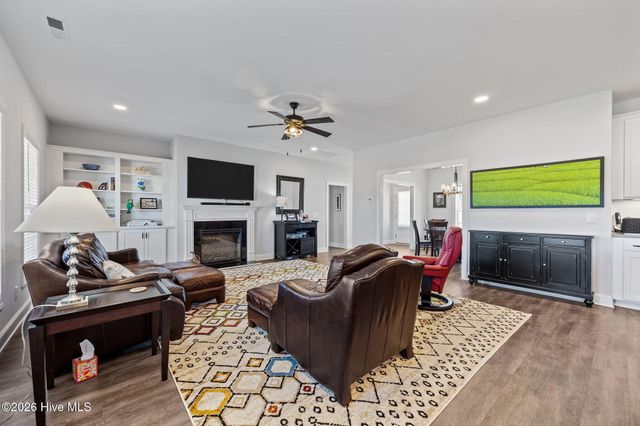 628 Megan Drive, Greenville, NC 27834