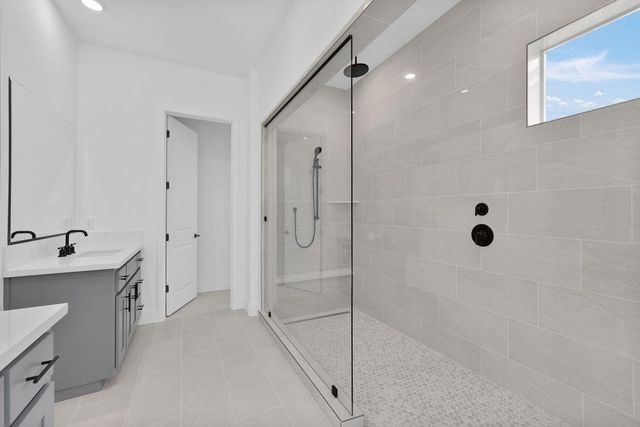 10220 Elara Way, Elk Grove, CA 95757