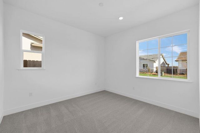 10220 Elara Way, Elk Grove, CA 95757