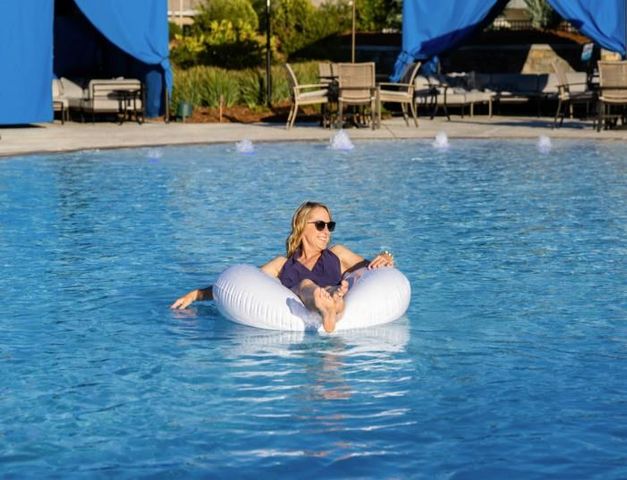 10220 Elara Way, Elk Grove, CA 95757