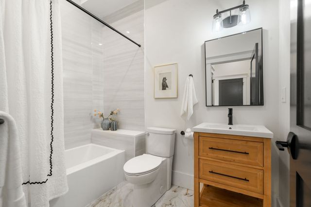 59 Highland 59, Brookline, MA 02445