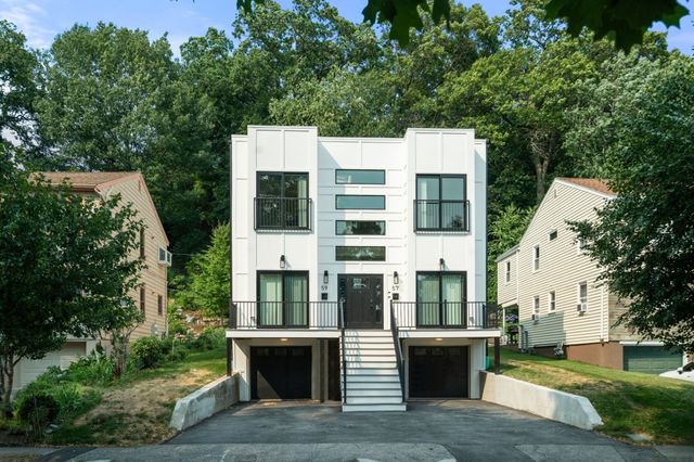 59 Highland 59, Brookline, MA 02445