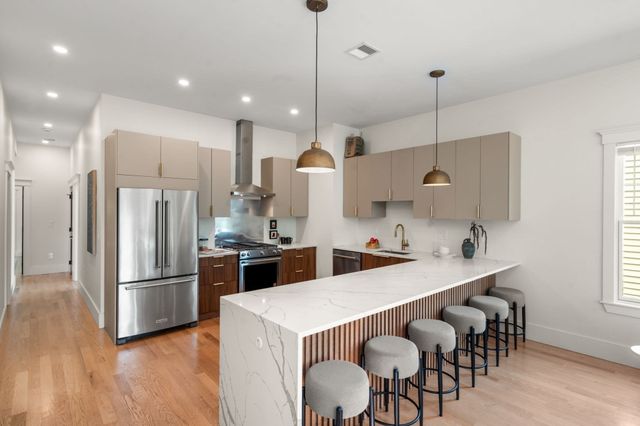 59 Highland 59, Brookline, MA 02445