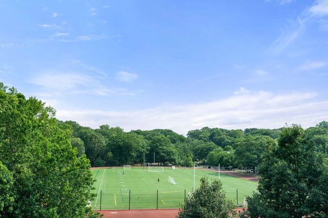 59 Highland 59, Brookline, MA 02445