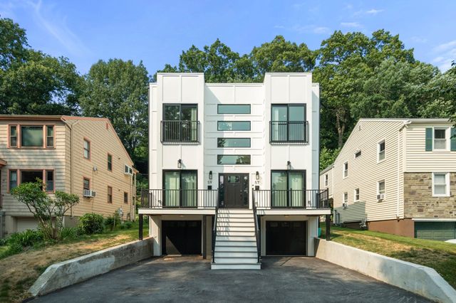59 Highland 59, Brookline, MA 02445