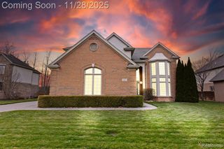 54675 Aurora Park, Shelby Twp, MI 48316