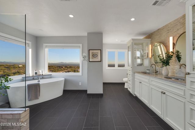 5936 N Via Verdosa, Tucson, AZ 85750