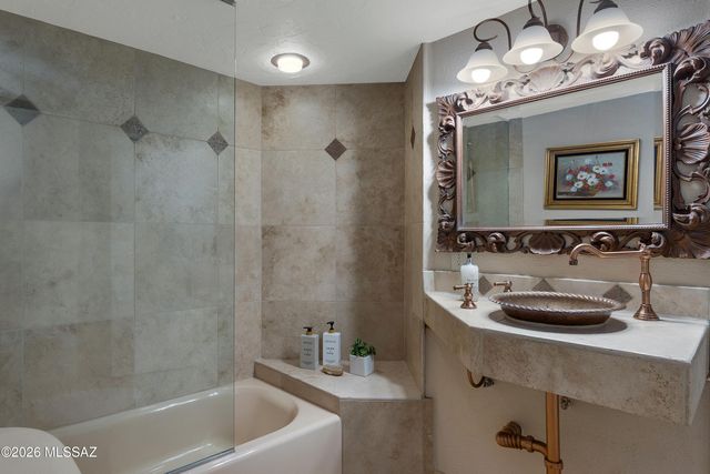 5936 N Via Verdosa, Tucson, AZ 85750