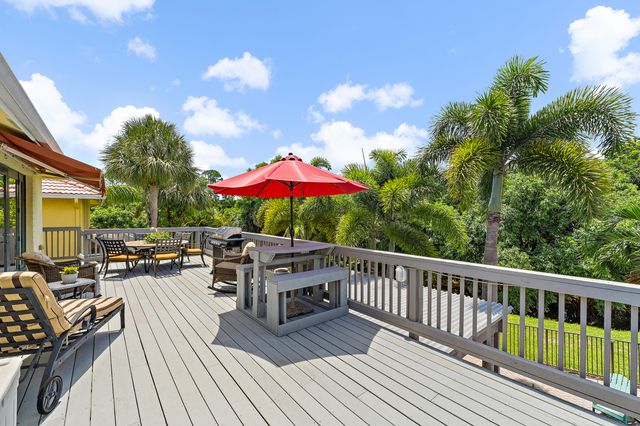 112 Hidden Hollow Drive, Palm Beach Gardens, FL 33418