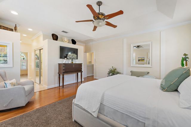 112 Hidden Hollow Drive, Palm Beach Gardens, FL 33418