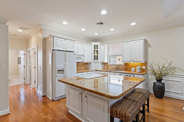 112 Hidden Hollow Drive, Palm Beach Gardens, FL 33418