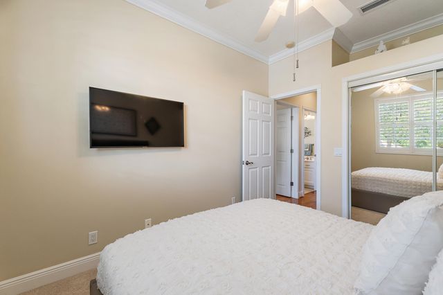 112 Hidden Hollow Drive, Palm Beach Gardens, FL 33418