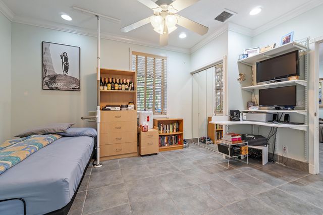 112 Hidden Hollow Drive, Palm Beach Gardens, FL 33418