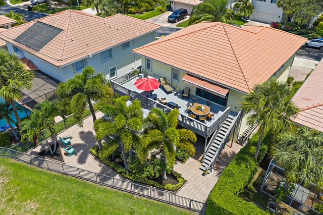 112 Hidden Hollow Drive, Palm Beach Gardens, FL 33418