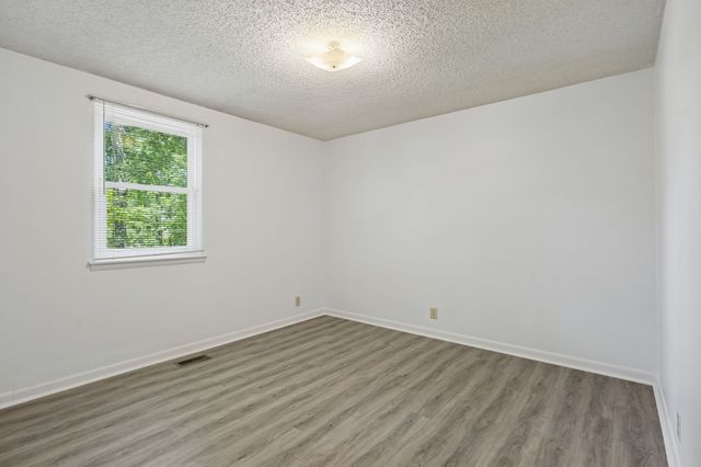 7114 Oak Tree Dr, Fairview, TN 37062