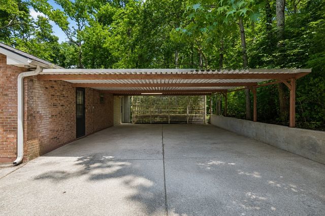 7114 Oak Tree Dr, Fairview, TN 37062