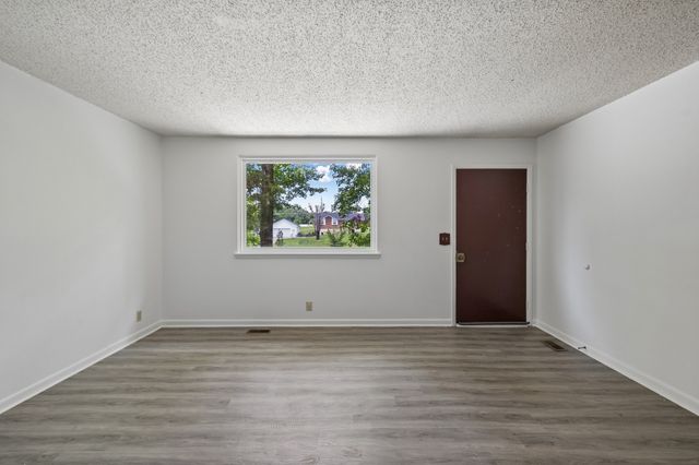 7114 Oak Tree Dr, Fairview, TN 37062