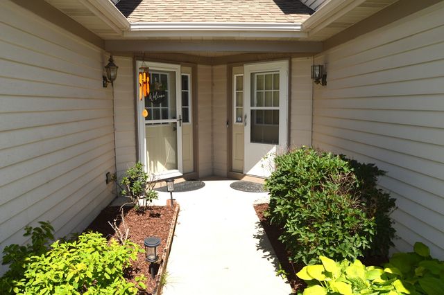 1609 Orchard Avenue, Schaumburg, IL 60193