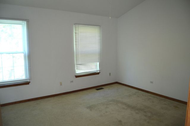 1609 Orchard Avenue, Schaumburg, IL 60193