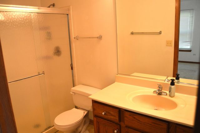 1609 Orchard Avenue, Schaumburg, IL 60193