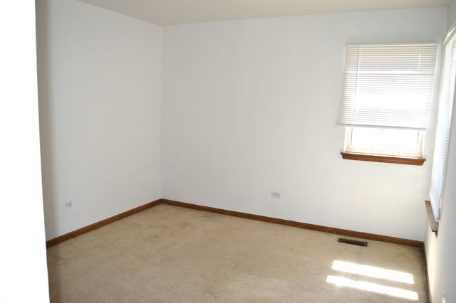 1609 Orchard Avenue, Schaumburg, IL 60193
