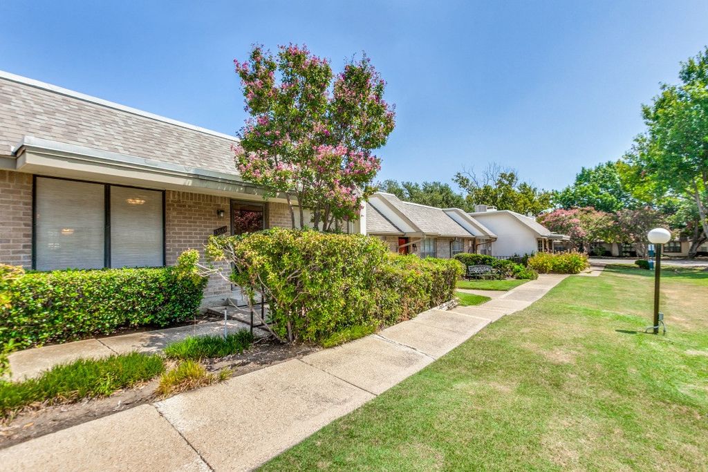13844 Methuen Green Lane, Dallas, TX 75240