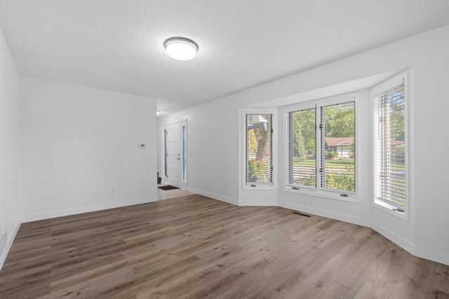 4936 Poppy Lane, Edina, MN 55435