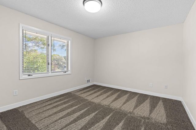 4936 Poppy Lane, Edina, MN 55435