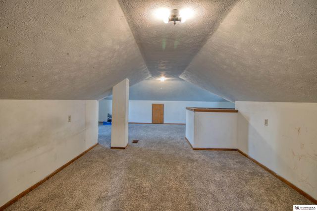 1225 James Street, Plattsmouth, NE 68048