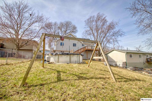 1225 James Street, Plattsmouth, NE 68048