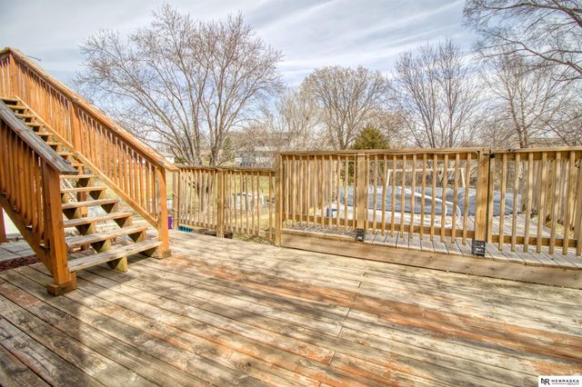 1225 James Street, Plattsmouth, NE 68048