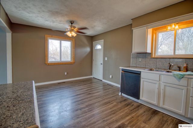 1225 James Street, Plattsmouth, NE 68048