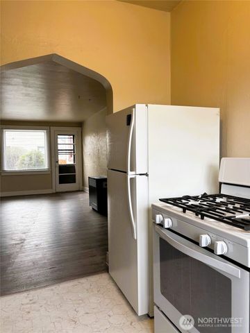 824 Kincaid Avenue #1-6, Sumner, WA 98390