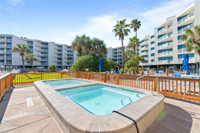 800 Sandcastle Dr 209, Port Aransas, TX 78373