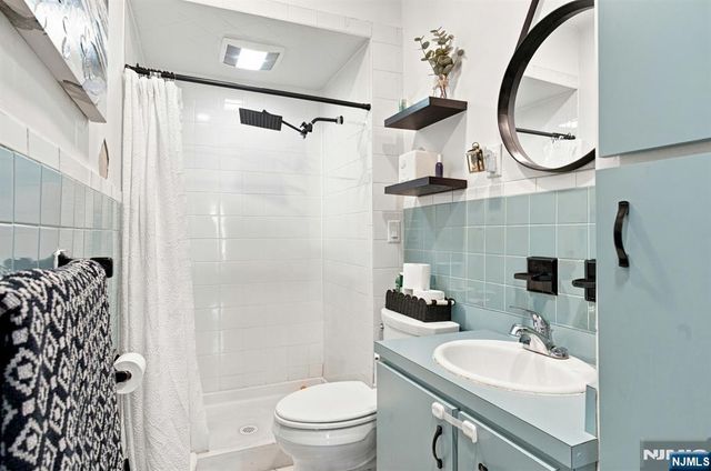154 E Cliff Street, Somerville, NJ 08876