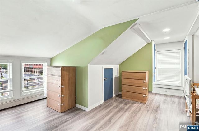 154 E Cliff Street, Somerville, NJ 08876