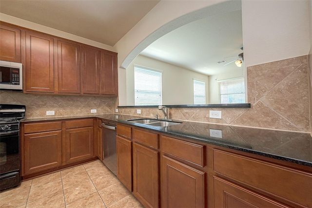 2122 Waterford Park Street, Missouri City, TX 77459