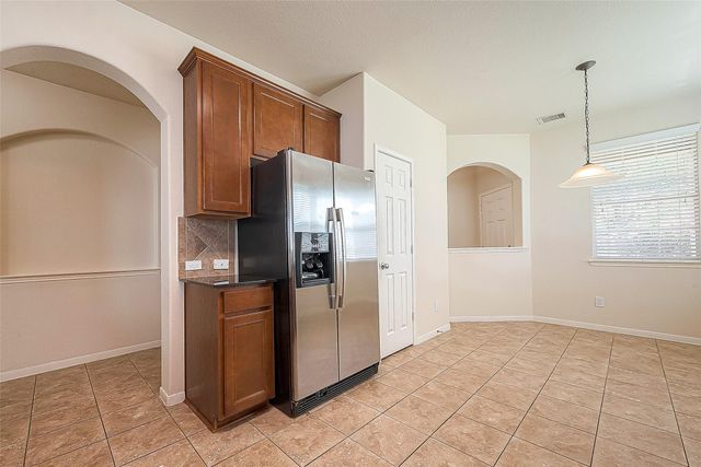 2122 Waterford Park Street, Missouri City, TX 77459