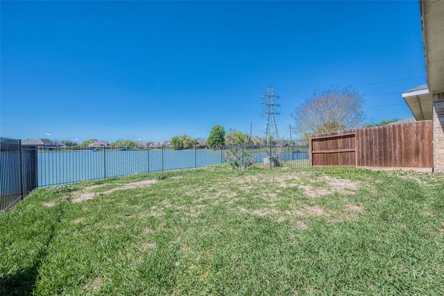 2122 Waterford Park Street, Missouri City, TX 77459