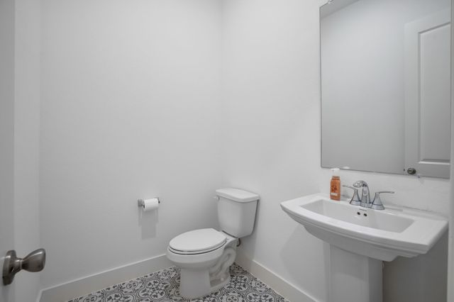 1143 Queensdown Way, Forney, TX 75126