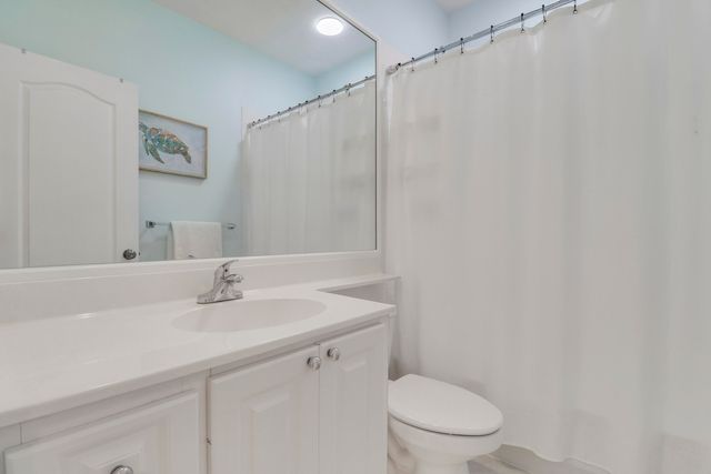 73 Laurel Oaks Circle, Jupiter, FL 33469