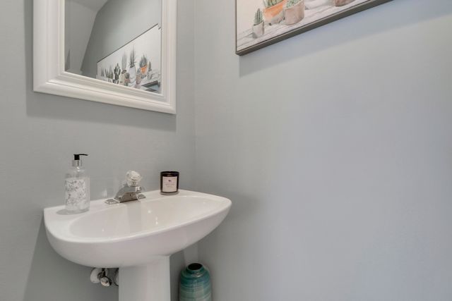 73 Laurel Oaks Circle, Jupiter, FL 33469