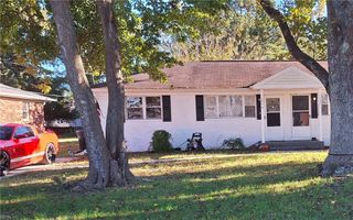 1327 Credle Rd # A, Virginia Beach, VA 23454