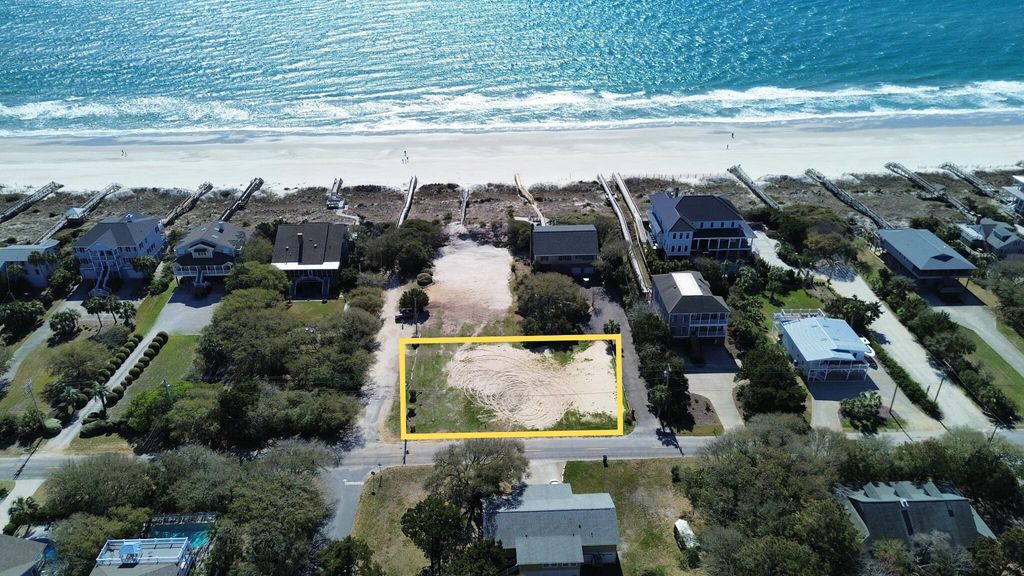 216 Parker Drive, Pawleys Island, SC 29585