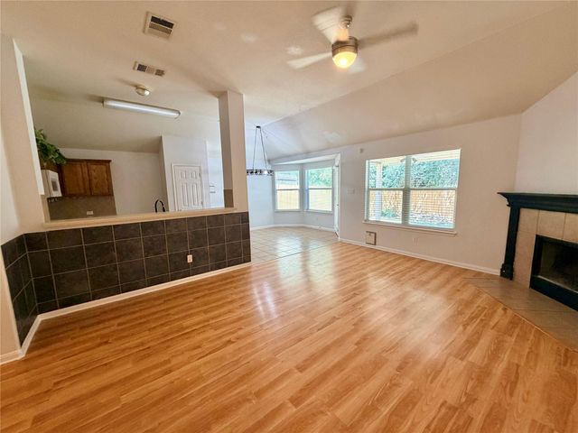 1517 Hawk DR, Cedar Park, TX 78613