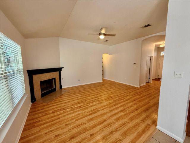 1517 Hawk DR, Cedar Park, TX 78613